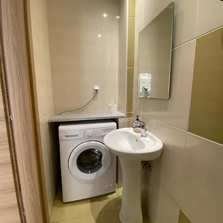 Corinth Beach Apartment بيت شباب