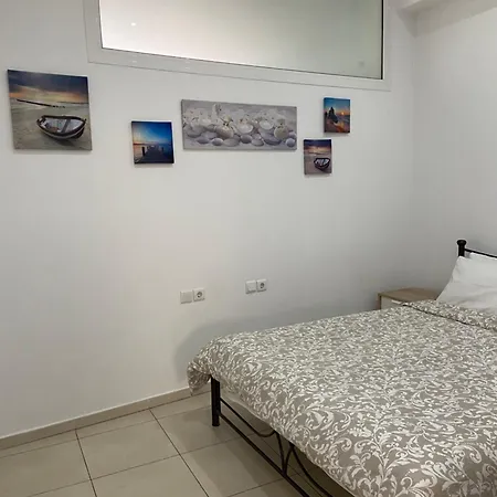 Corinth Beach Apartment *