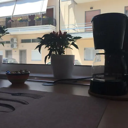 بيت شباب Corinth Beach Apartment *